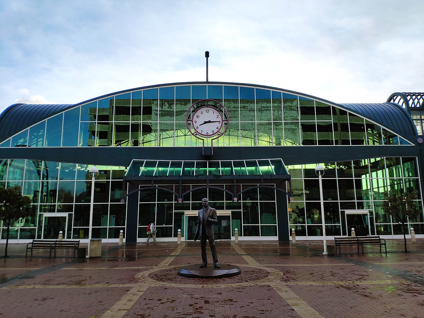 20191225 Jack Londen Square Station Exterior